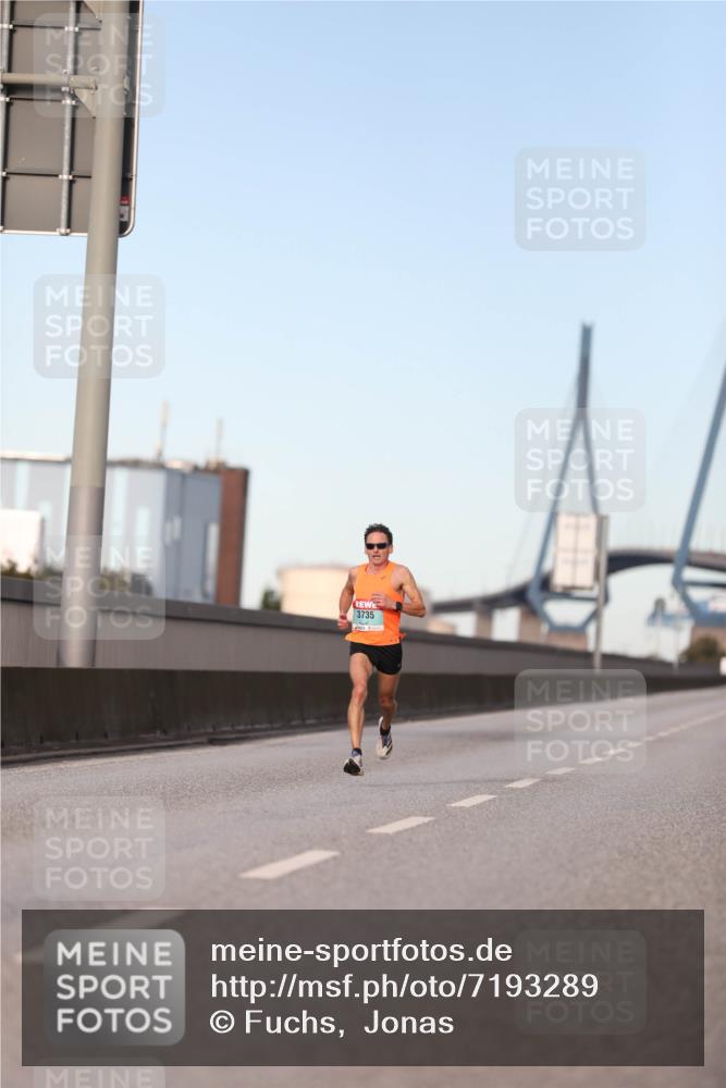 03.10.2024 - Köhlbrandbrückenlauf Fuchs,  Jonas http://msf.ph/oto/7193289 03.10.2024 09:30:54 Position 3 3735 meine-sportfotos.de