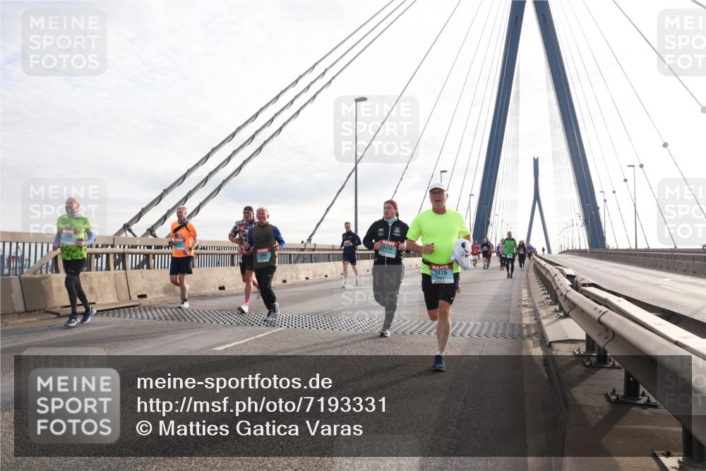 03.10.2024 - Köhlbrandbrückenlauf Matties Gatica Varas http://msf.ph/oto/7193331 03.10.2024 09:27:40 Position 2 1838, 1436, 1776 meine-sportfotos.de