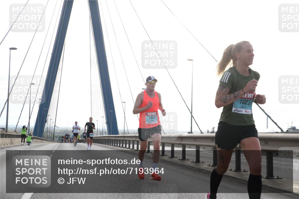03.10.2024 - Köhlbrandbrückenlauf Jannik Wohlers http://msf.ph/oto/7193964 03.10.2024 09:19:07 Position 1 1004, 1027 meine-sportfotos.de