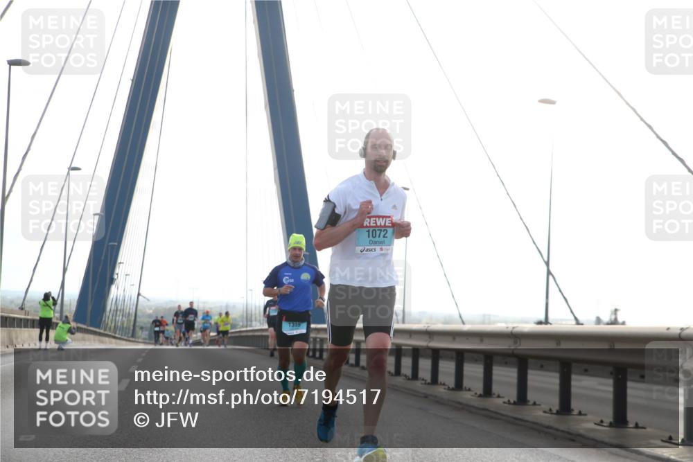 03.10.2024 - Köhlbrandbrückenlauf Jannik Wohlers http://msf.ph/oto/7194517 03.10.2024 09:19:14 Position 1 1335, 1072 meine-sportfotos.de