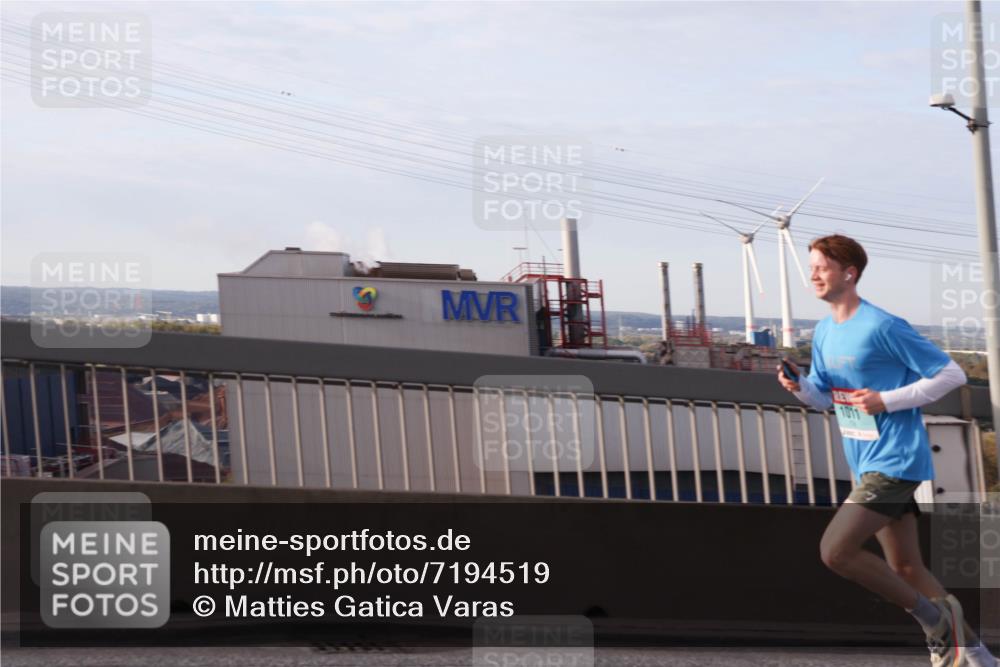 03.10.2024 - Köhlbrandbrückenlauf Matties Gatica Varas http://msf.ph/oto/7194519 03.10.2024 09:27:57 Position 2 1011 meine-sportfotos.de