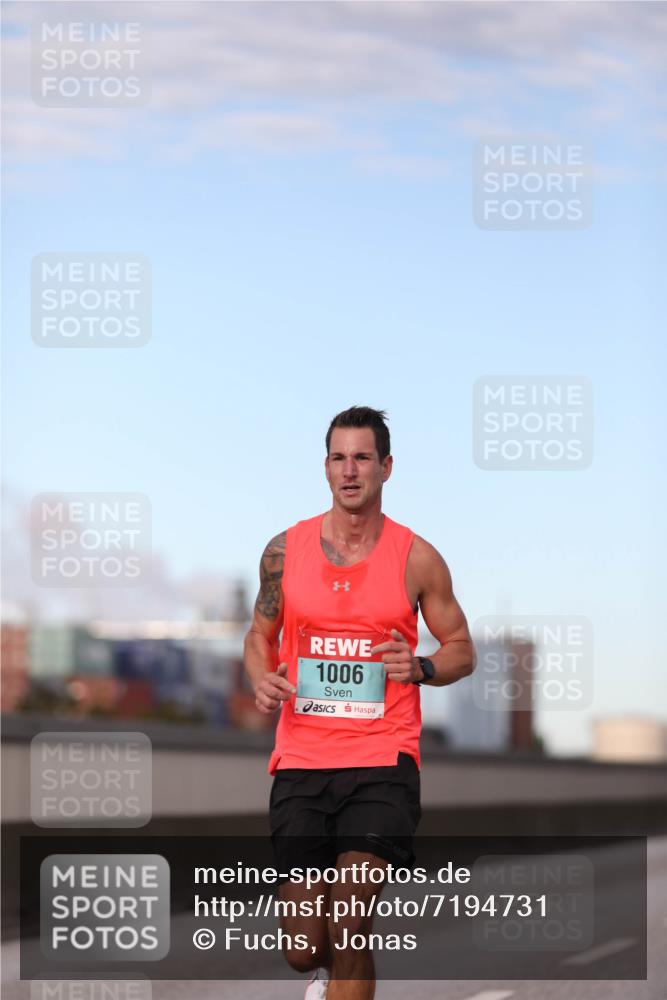 03.10.2024 - Köhlbrandbrückenlauf Fuchs,  Jonas http://msf.ph/oto/7194731 03.10.2024 09:34:18 Position 3 1006 meine-sportfotos.de