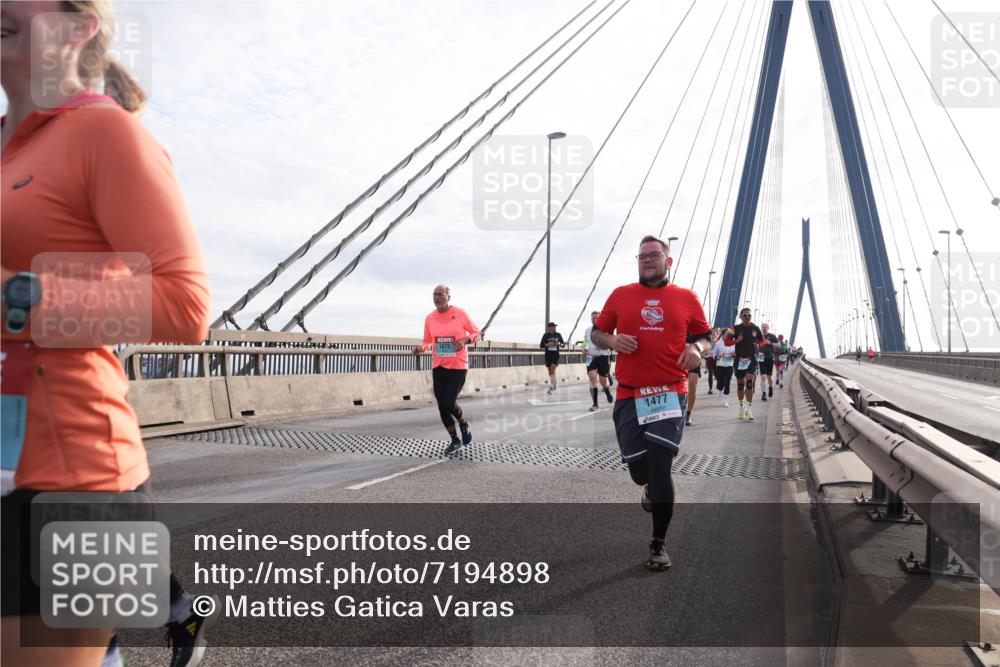 03.10.2024 - Köhlbrandbrückenlauf Matties Gatica Varas http://msf.ph/oto/7194898 03.10.2024 09:28:02 Position 2 1477 meine-sportfotos.de