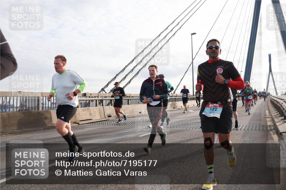 03.10.2024 - Köhlbrandbrückenlauf Matties Gatica Varas http://msf.ph/oto/7195177 03.10.2024 09:28:06 Position 2 23, 1122 meine-sportfotos.de