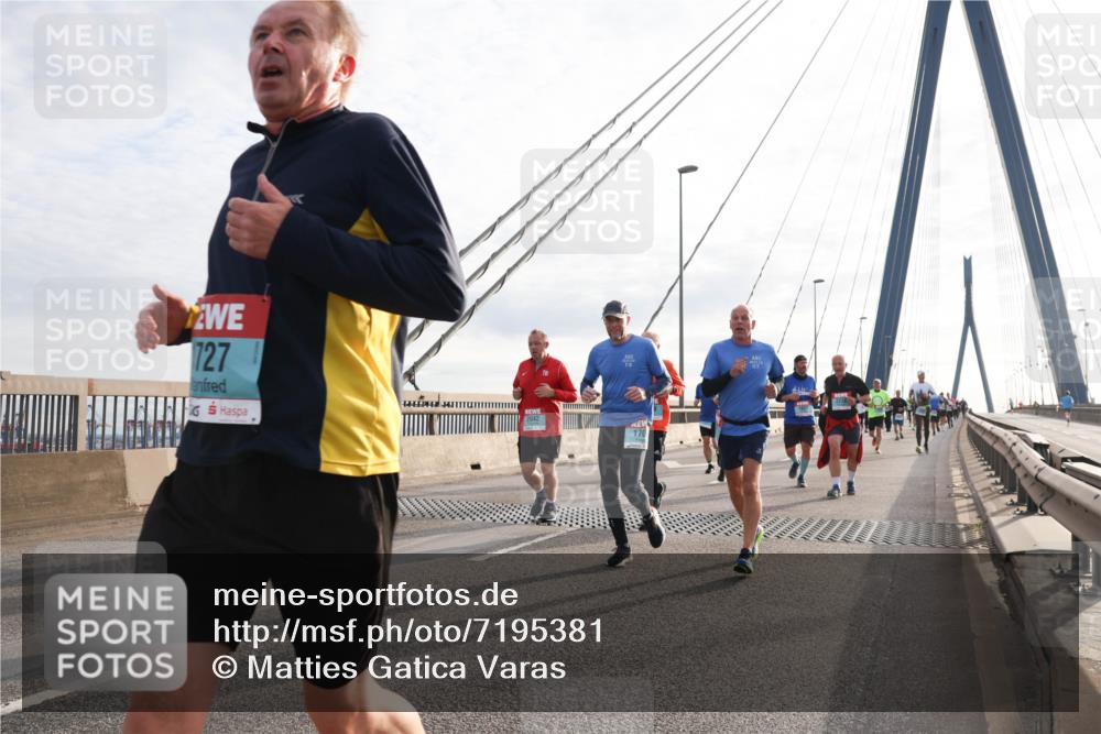 03.10.2024 - Köhlbrandbrückenlauf Matties Gatica Varas http://msf.ph/oto/7195381 03.10.2024 09:28:11 Position 2 727, 65, 170 meine-sportfotos.de
