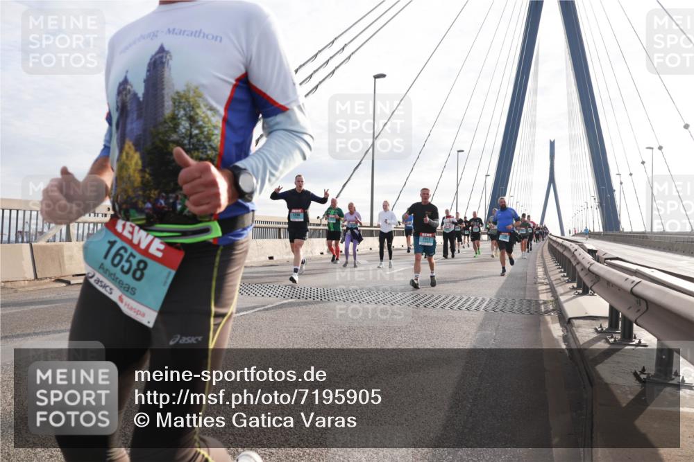 03.10.2024 - Köhlbrandbrückenlauf Matties Gatica Varas http://msf.ph/oto/7195905 03.10.2024 09:28:18 Position 2 1658 meine-sportfotos.de