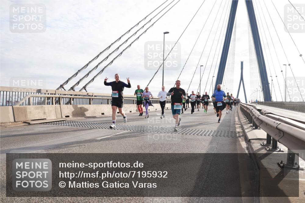 03.10.2024 - Köhlbrandbrückenlauf Matties Gatica Varas http://msf.ph/oto/7195932 03.10.2024 09:28:18 Position 2 2017 meine-sportfotos.de