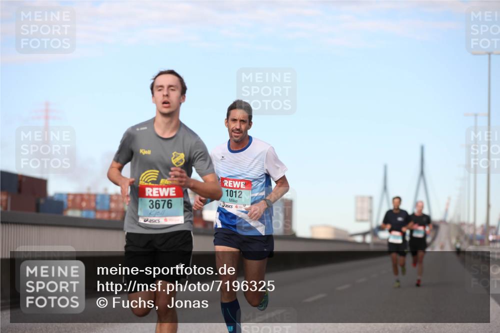 03.10.2024 - Köhlbrandbrückenlauf Fuchs,  Jonas http://msf.ph/oto/7196325 03.10.2024 09:35:18 Position 3 3676, 1012 meine-sportfotos.de