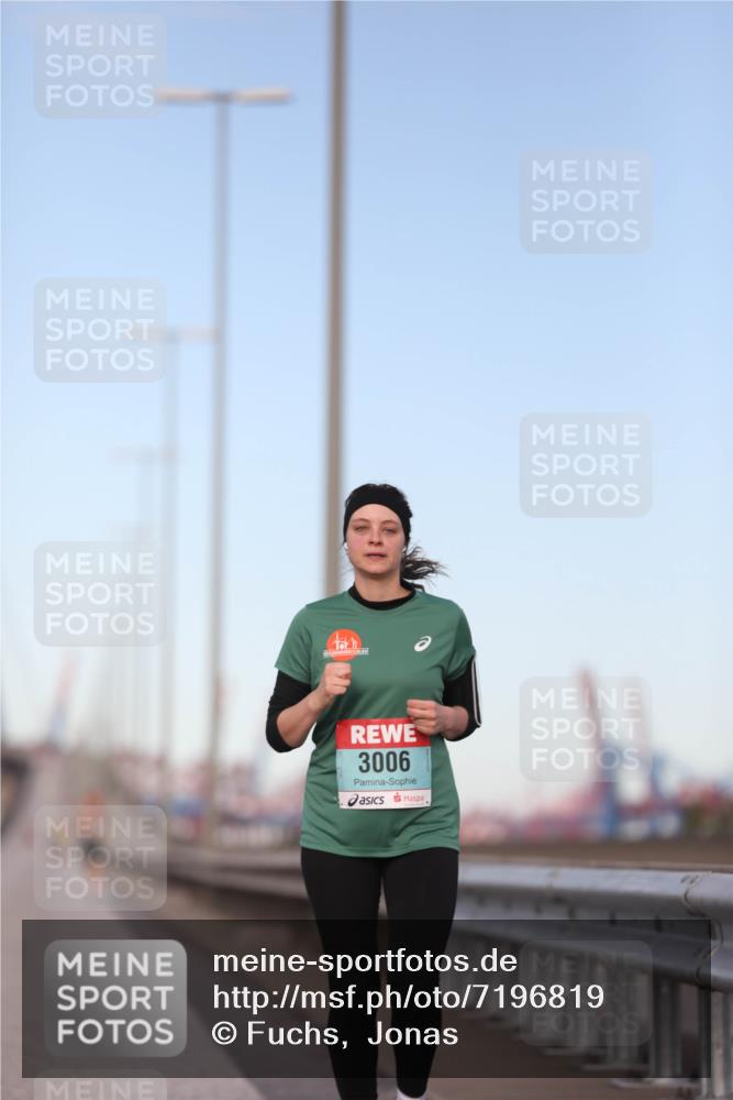 03.10.2024 - Köhlbrandbrückenlauf Fuchs,  Jonas http://msf.ph/oto/7196819 03.10.2024 09:35:49 Position 3 3006 meine-sportfotos.de