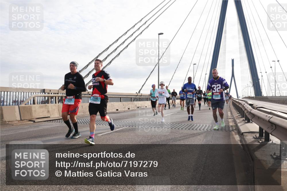 03.10.2024 - Köhlbrandbrückenlauf Matties Gatica Varas http://msf.ph/oto/7197279 03.10.2024 09:28:43 Position 2 2086, 2090, 3723, 32, 1259 meine-sportfotos.de