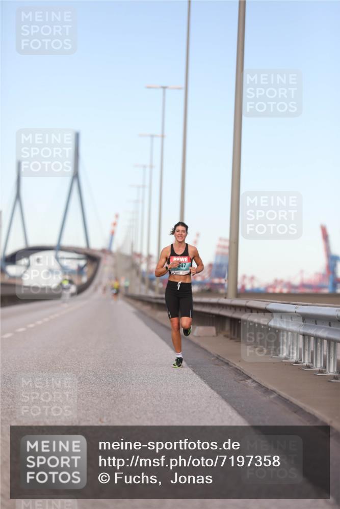 03.10.2024 - Köhlbrandbrückenlauf Fuchs,  Jonas http://msf.ph/oto/7197358 03.10.2024 09:36:02 Position 3 047 meine-sportfotos.de