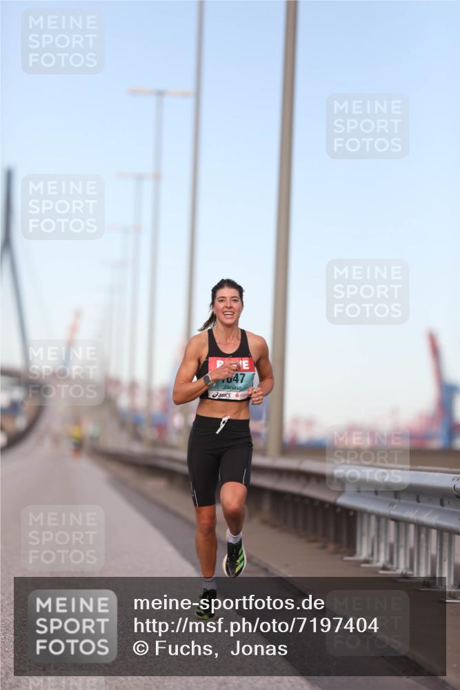 03.10.2024 - Köhlbrandbrückenlauf Fuchs,  Jonas http://msf.ph/oto/7197404 03.10.2024 09:36:03 Position 3 1047 meine-sportfotos.de