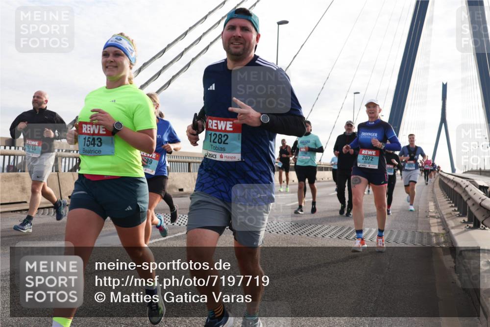 03.10.2024 - Köhlbrandbrückenlauf Matties Gatica Varas http://msf.ph/oto/7197719 03.10.2024 09:28:48 Position 2 1746, 1543, 39, 1282, 1790, 2072 meine-sportfotos.de