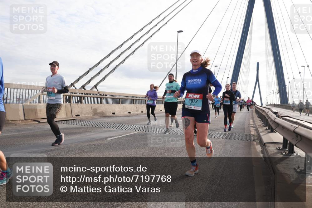 03.10.2024 - Köhlbrandbrückenlauf Matties Gatica Varas http://msf.ph/oto/7197768 03.10.2024 09:28:49 Position 2 1684, 1790, 2072, 3208 meine-sportfotos.de