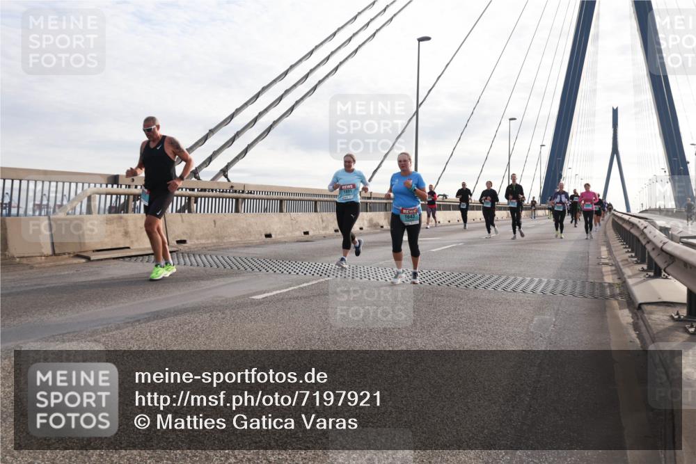 03.10.2024 - Köhlbrandbrückenlauf Matties Gatica Varas http://msf.ph/oto/7197921 03.10.2024 09:28:52 Position 2 1891, 1643 meine-sportfotos.de