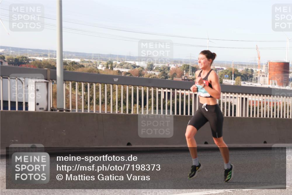 03.10.2024 - Köhlbrandbrückenlauf Matties Gatica Varas http://msf.ph/oto/7198373 03.10.2024 09:29:07 Position 2  meine-sportfotos.de