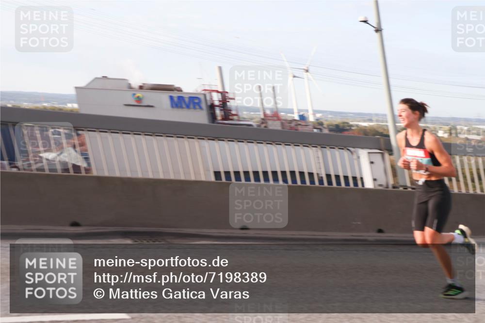 03.10.2024 - Köhlbrandbrückenlauf Matties Gatica Varas http://msf.ph/oto/7198389 03.10.2024 09:29:08 Position 2  meine-sportfotos.de