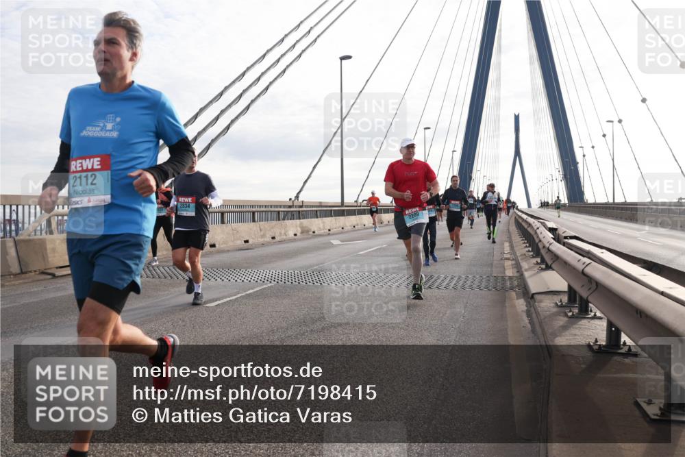 03.10.2024 - Köhlbrandbrückenlauf Matties Gatica Varas http://msf.ph/oto/7198415 03.10.2024 09:29:09 Position 2 2112, 2834, 2209, 1799 meine-sportfotos.de