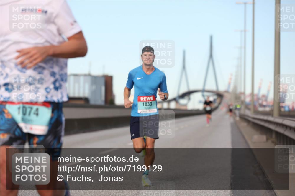 03.10.2024 - Köhlbrandbrückenlauf Fuchs,  Jonas http://msf.ph/oto/7199129 03.10.2024 09:38:11 Position 3 1074, 1033 meine-sportfotos.de
