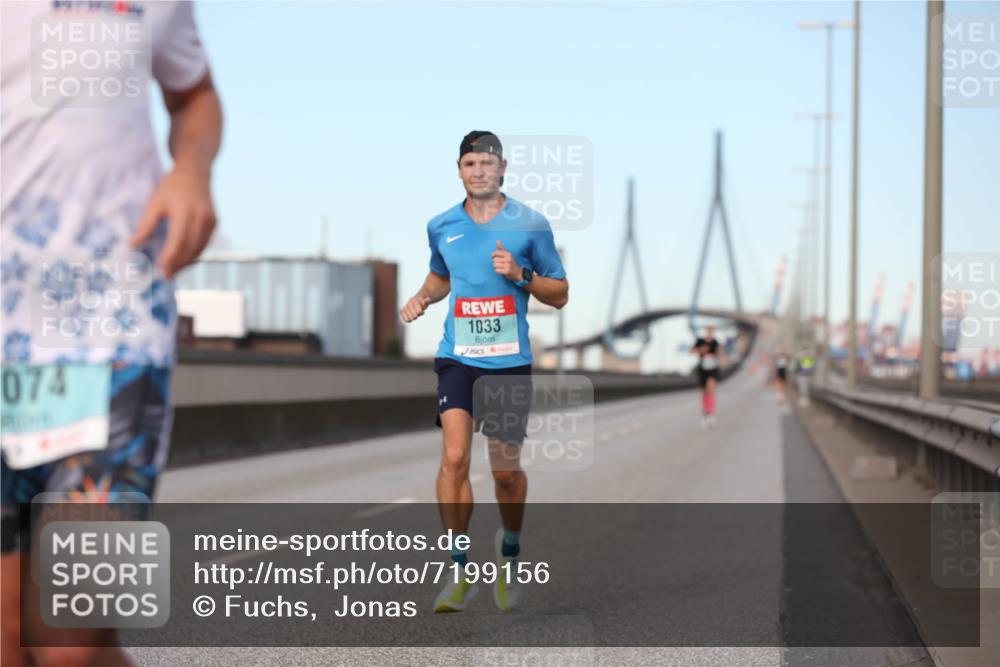 03.10.2024 - Köhlbrandbrückenlauf Fuchs,  Jonas http://msf.ph/oto/7199156 03.10.2024 09:38:11 Position 3 074, 1033 meine-sportfotos.de