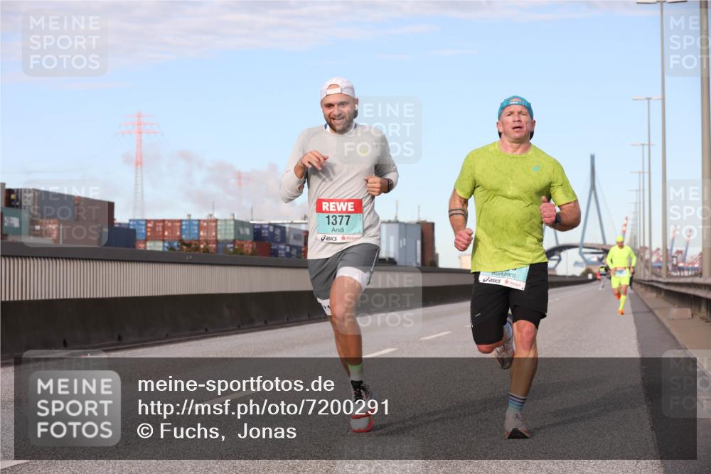 03.10.2024 - Köhlbrandbrückenlauf Fuchs,  Jonas http://msf.ph/oto/7200291 03.10.2024 09:39:11 Position 3 1377 meine-sportfotos.de