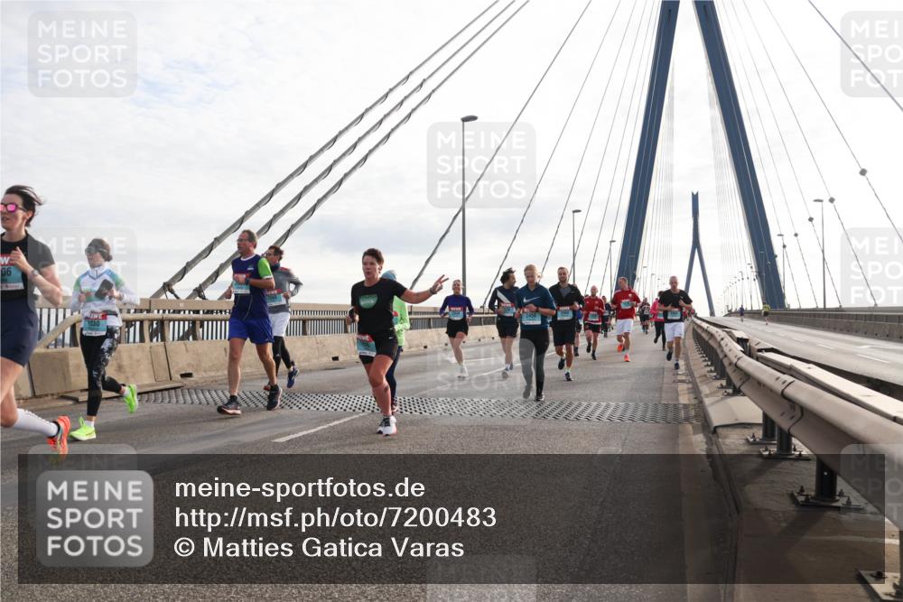 03.10.2024 - Köhlbrandbrückenlauf Matties Gatica Varas http://msf.ph/oto/7200483 03.10.2024 09:29:56 Position 2 06, 1830 meine-sportfotos.de