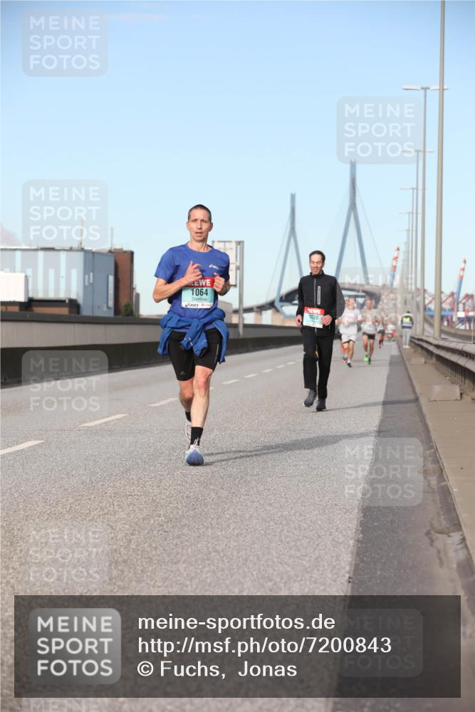 03.10.2024 - Köhlbrandbrückenlauf Fuchs,  Jonas http://msf.ph/oto/7200843 03.10.2024 09:39:40 Position 3 1064, 1030 meine-sportfotos.de