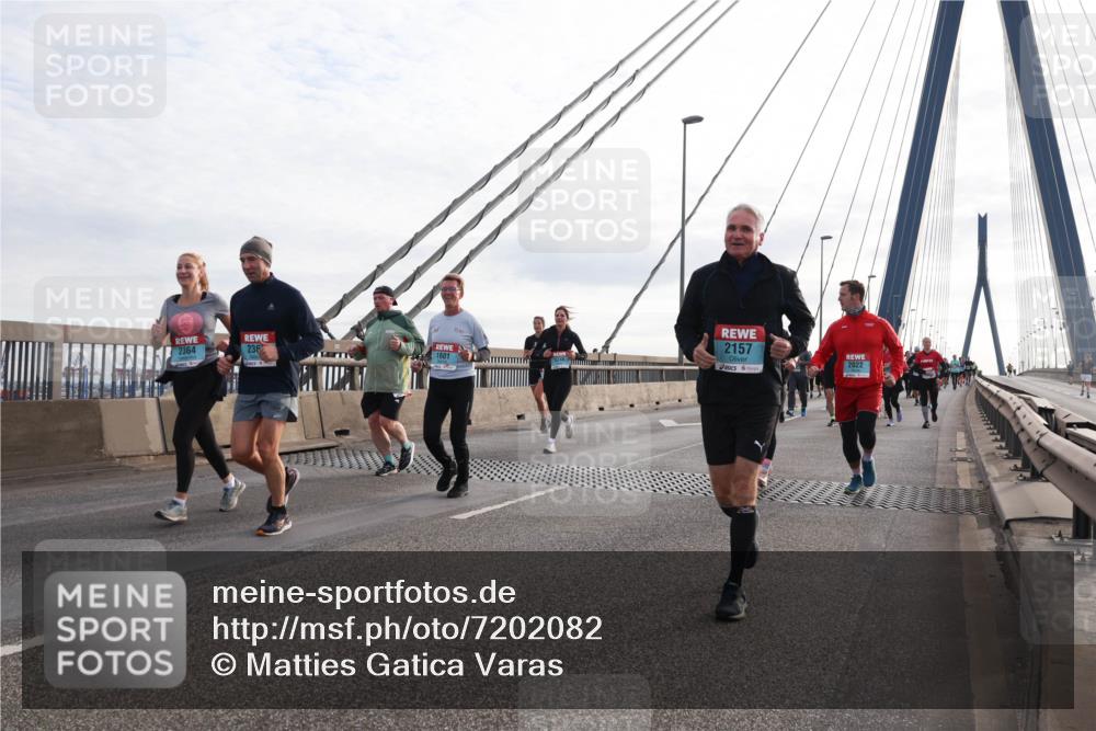 03.10.2024 - Köhlbrandbrückenlauf Matties Gatica Varas http://msf.ph/oto/7202082 03.10.2024 09:30:56 Position 2 2157, 2022, 2364, 236, 1601 meine-sportfotos.de