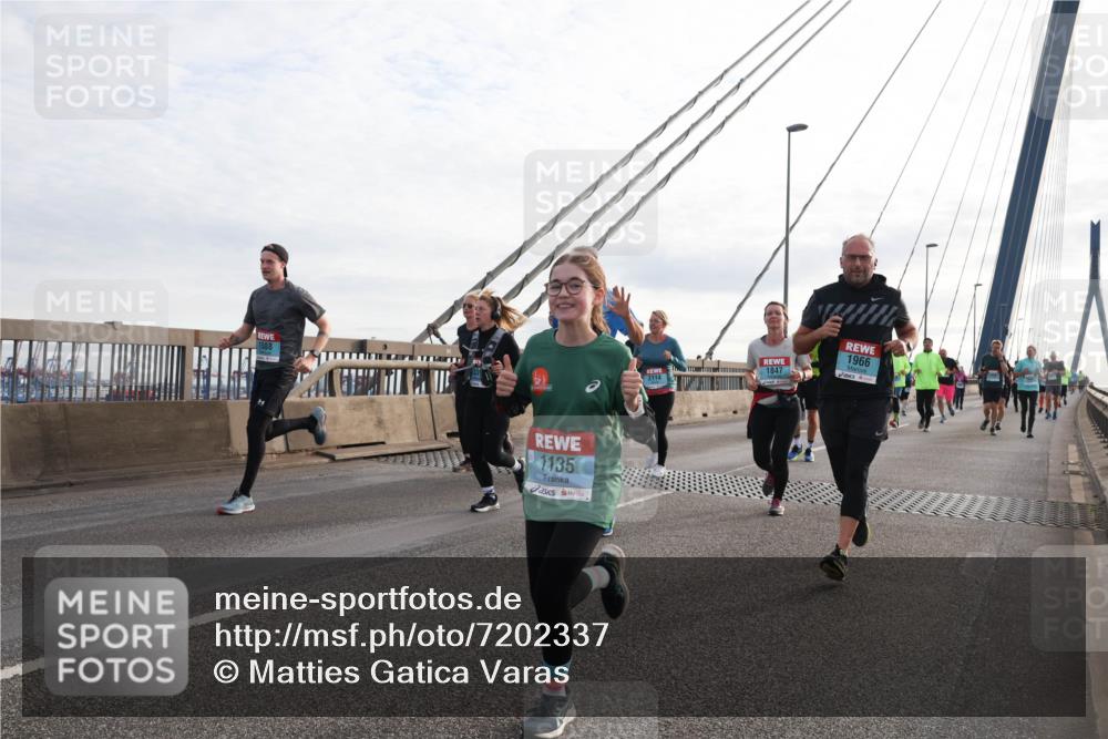 03.10.2024 - Köhlbrandbrückenlauf Matties Gatica Varas http://msf.ph/oto/7202337 03.10.2024 09:31:05 Position 2 1508, 1135, 2114, 1847, 1966 meine-sportfotos.de