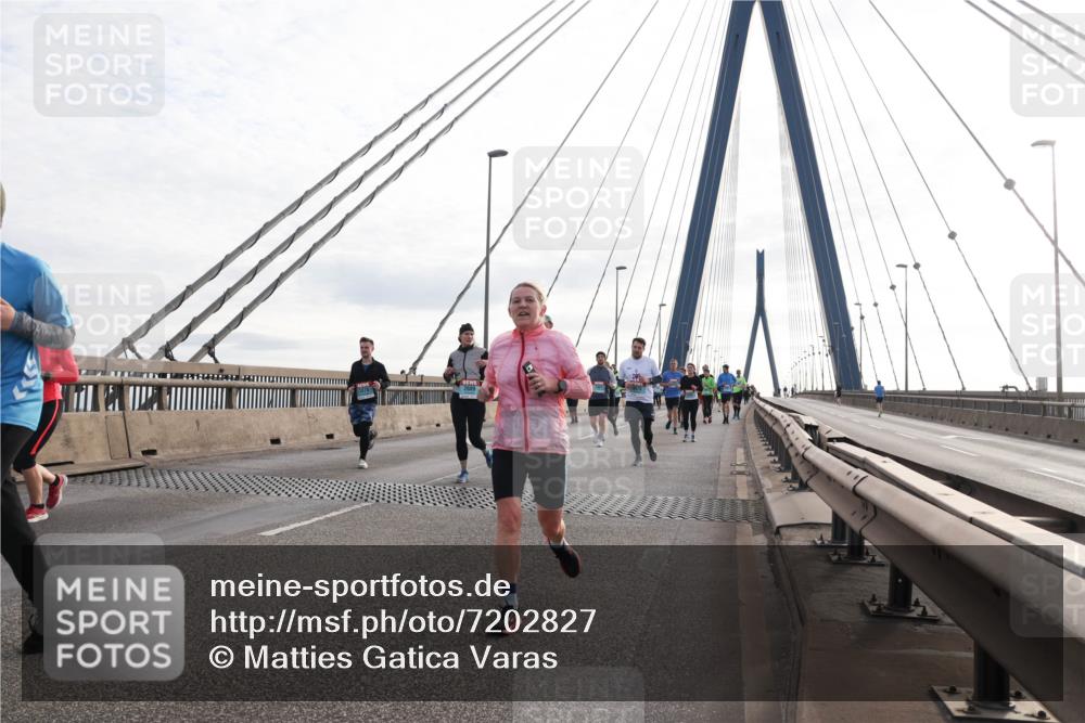 03.10.2024 - Köhlbrandbrückenlauf Matties Gatica Varas http://msf.ph/oto/7202827 03.10.2024 09:31:21 Position 2  meine-sportfotos.de