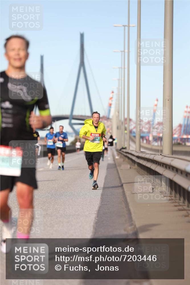 03.10.2024 - Köhlbrandbrückenlauf Fuchs,  Jonas http://msf.ph/oto/7203446 03.10.2024 09:40:31 Position 3 294 meine-sportfotos.de