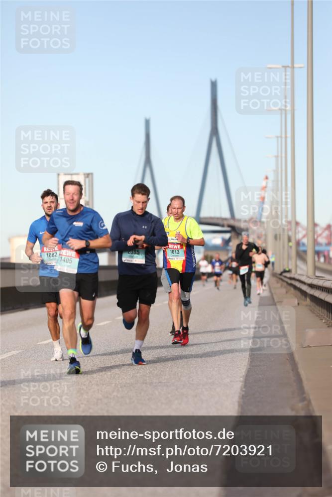 03.10.2024 - Köhlbrandbrückenlauf Fuchs,  Jonas http://msf.ph/oto/7203921 03.10.2024 09:40:41 Position 3 1082, 1405, 2085, 1013 meine-sportfotos.de