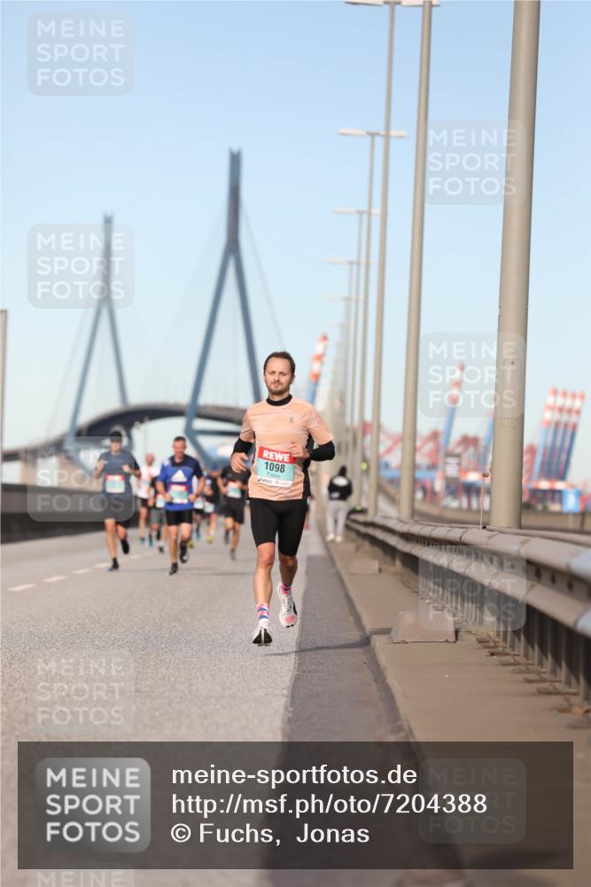 03.10.2024 - Köhlbrandbrückenlauf Fuchs,  Jonas http://msf.ph/oto/7204388 03.10.2024 09:40:55 Position 3 20, 1098 meine-sportfotos.de