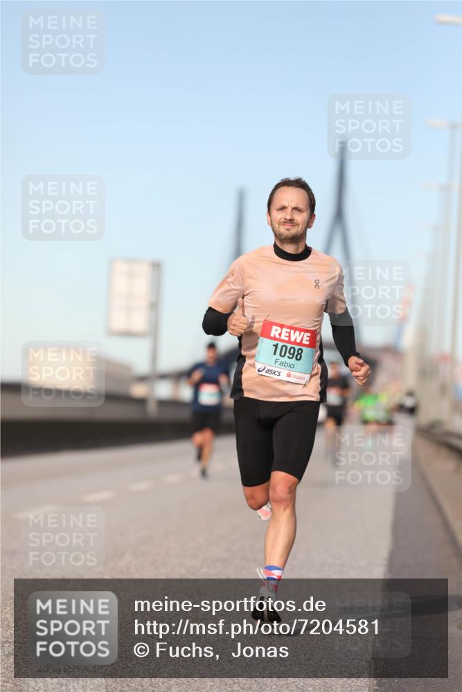 03.10.2024 - Köhlbrandbrückenlauf Fuchs,  Jonas http://msf.ph/oto/7204581 03.10.2024 09:40:58 Position 3 1098 meine-sportfotos.de