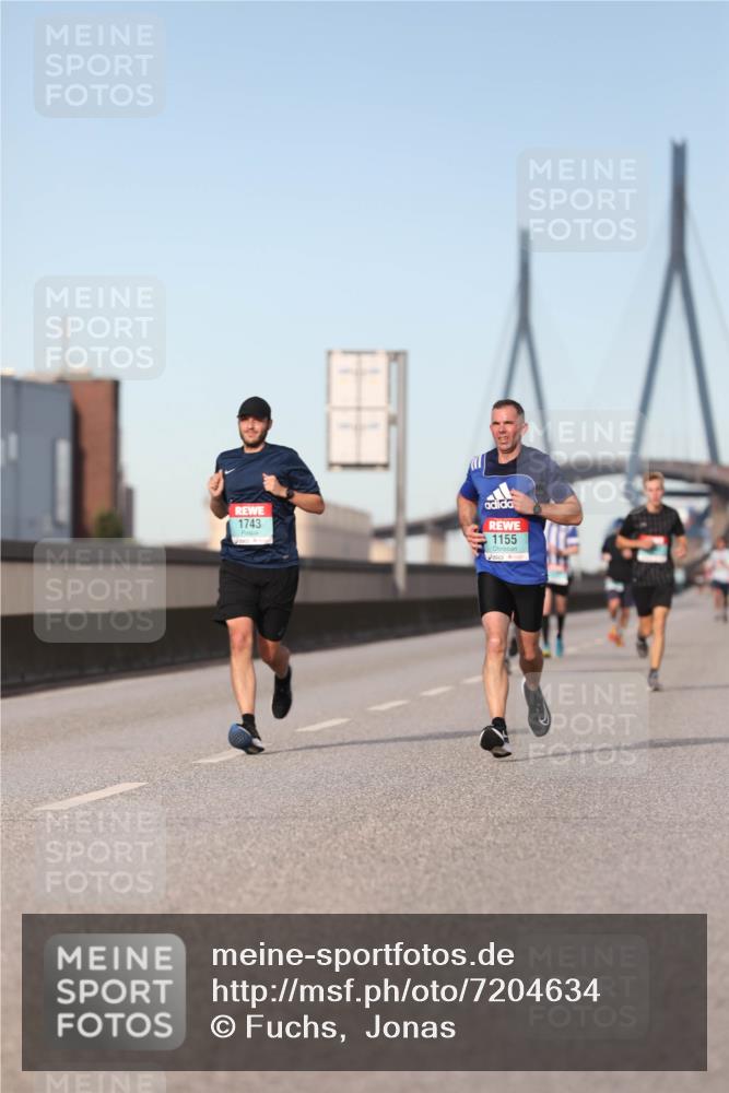 03.10.2024 - Köhlbrandbrückenlauf Fuchs,  Jonas http://msf.ph/oto/7204634 03.10.2024 09:41:02 Position 3 1743, 1155 meine-sportfotos.de