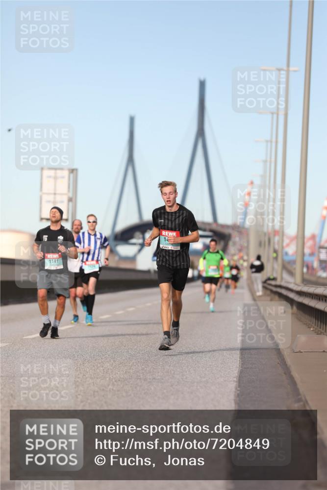 03.10.2024 - Köhlbrandbrückenlauf Fuchs,  Jonas http://msf.ph/oto/7204849 03.10.2024 09:41:08 Position 3 1141, 14 meine-sportfotos.de