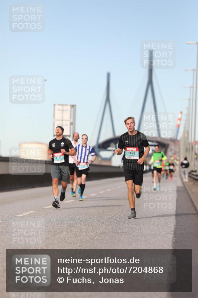 03.10.2024 - Köhlbrandbrückenlauf Fuchs,  Jonas http://msf.ph/oto/7204868 03.10.2024 09:41:08 Position 3 1141, 1492 meine-sportfotos.de