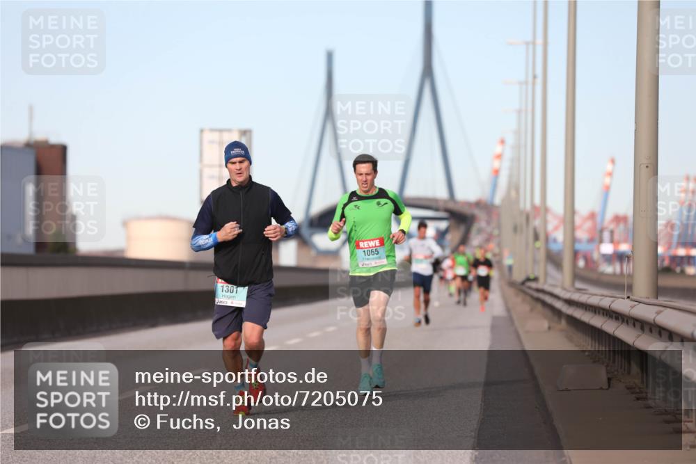 03.10.2024 - Köhlbrandbrückenlauf Fuchs,  Jonas http://msf.ph/oto/7205075 03.10.2024 09:41:17 Position 3 1301, 1065 meine-sportfotos.de