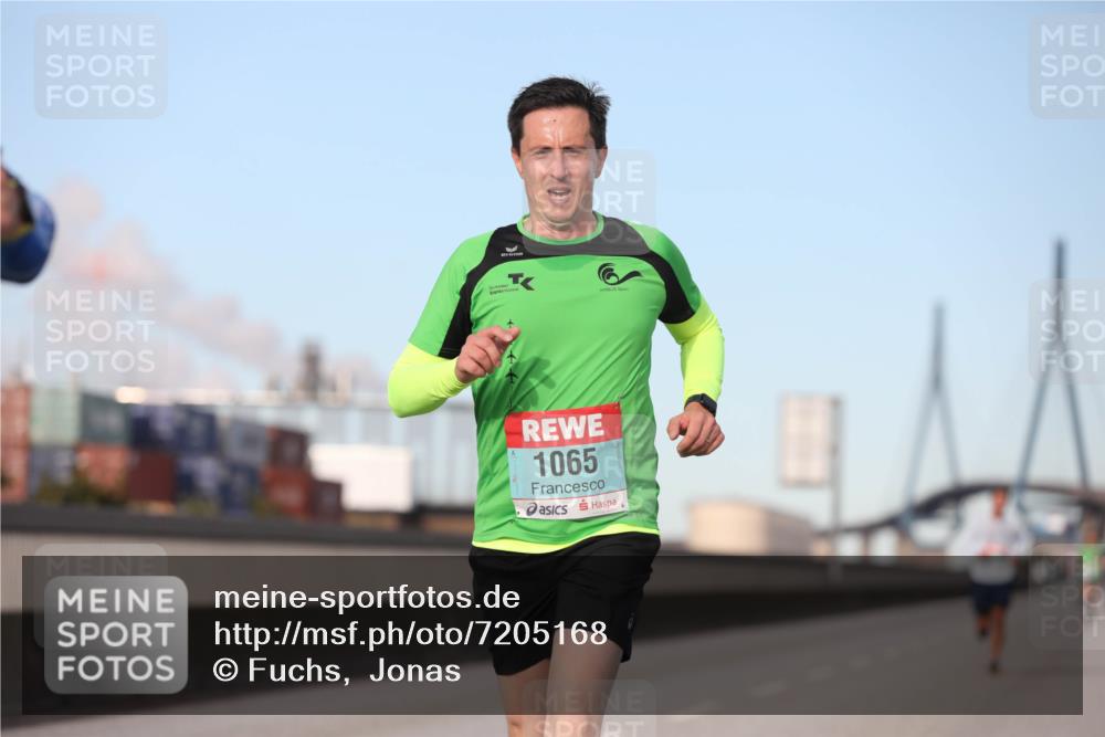 03.10.2024 - Köhlbrandbrückenlauf Fuchs,  Jonas http://msf.ph/oto/7205168 03.10.2024 09:41:22 Position 3 1065 meine-sportfotos.de