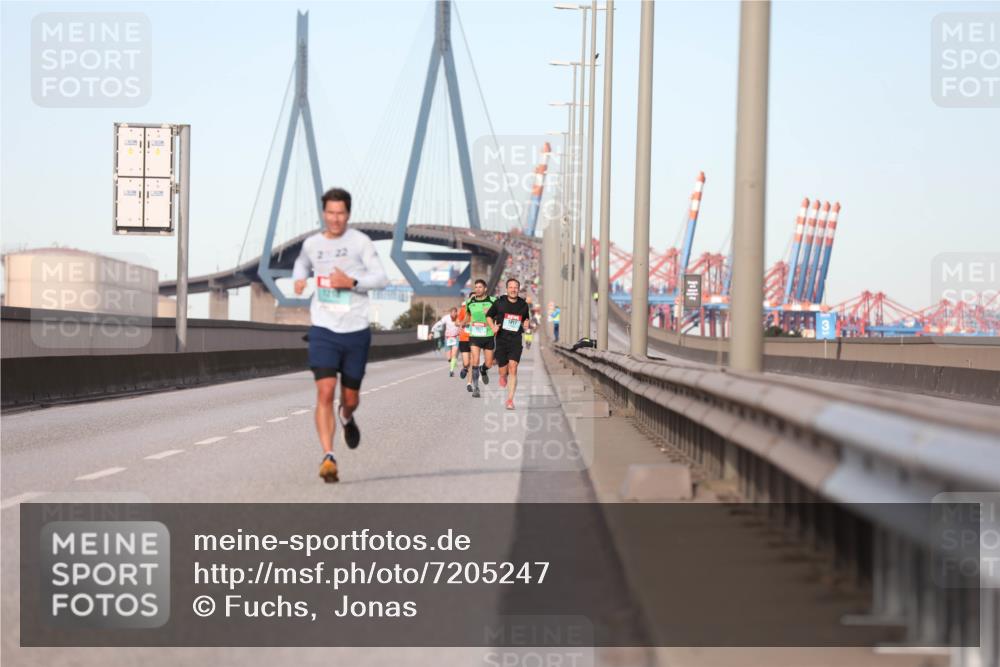 03.10.2024 - Köhlbrandbrückenlauf Fuchs,  Jonas http://msf.ph/oto/7205247 03.10.2024 09:41:24 Position 3 2, 22 meine-sportfotos.de
