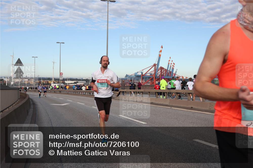 03.10.2024 - Köhlbrandbrückenlauf Matties Gatica Varas http://msf.ph/oto/7206100 03.10.2024 09:33:06 Position 2 1072 meine-sportfotos.de