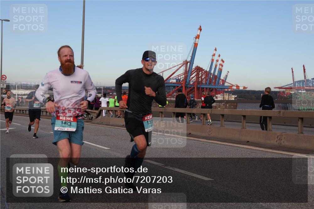 03.10.2024 - Köhlbrandbrückenlauf Matties Gatica Varas http://msf.ph/oto/7207203 03.10.2024 09:33:36 Position 2 1098, 1743, 1423, 1310 meine-sportfotos.de