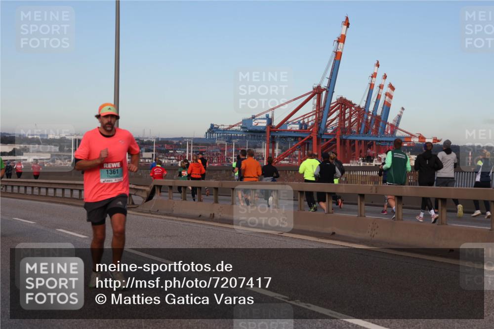 03.10.2024 - Köhlbrandbrückenlauf Matties Gatica Varas http://msf.ph/oto/7207417 03.10.2024 09:33:52 Position 2 1361 meine-sportfotos.de