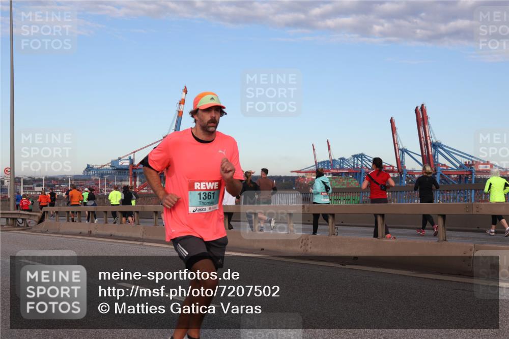 03.10.2024 - Köhlbrandbrückenlauf Matties Gatica Varas http://msf.ph/oto/7207502 03.10.2024 09:33:54 Position 2 1361 meine-sportfotos.de