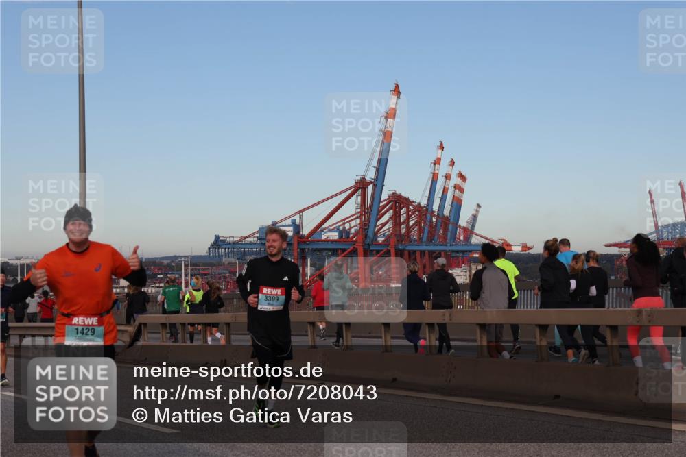 03.10.2024 - Köhlbrandbrückenlauf Matties Gatica Varas http://msf.ph/oto/7208043 03.10.2024 09:34:06 Position 2 1429, 3399 meine-sportfotos.de