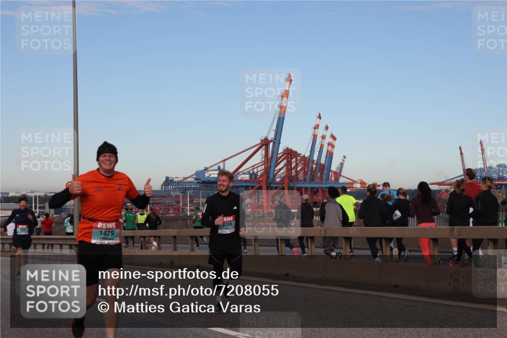 03.10.2024 - Köhlbrandbrückenlauf Matties Gatica Varas http://msf.ph/oto/7208055 03.10.2024 09:34:06 Position 2 1680, 1429, 3399 meine-sportfotos.de