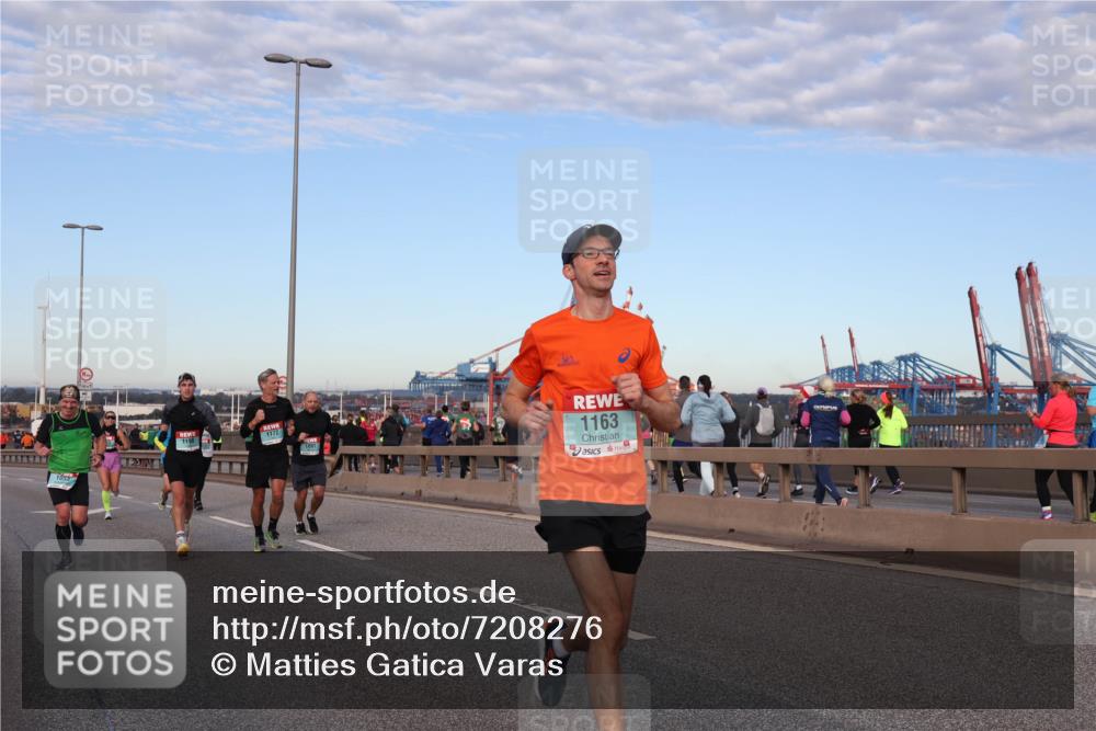 03.10.2024 - Köhlbrandbrückenlauf Matties Gatica Varas http://msf.ph/oto/7208276 03.10.2024 09:34:14 Position 2 1053, 1198, 1172, 1091, 1163 meine-sportfotos.de