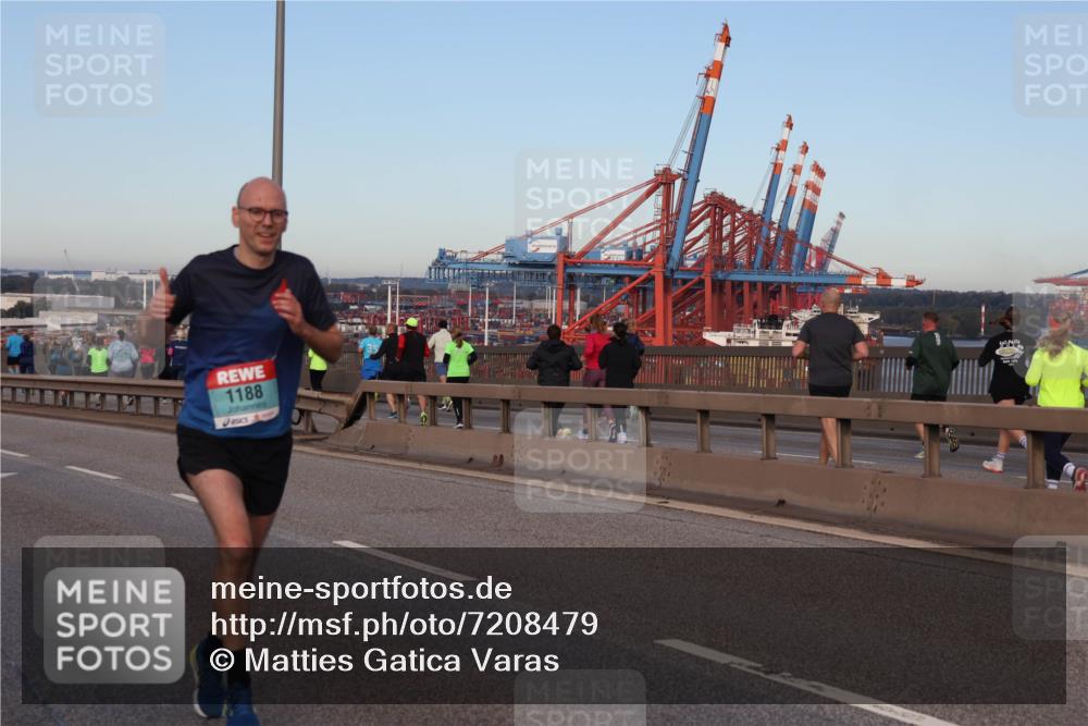 03.10.2024 - Köhlbrandbrückenlauf Matties Gatica Varas http://msf.ph/oto/7208479 03.10.2024 09:34:27 Position 2 1188 meine-sportfotos.de