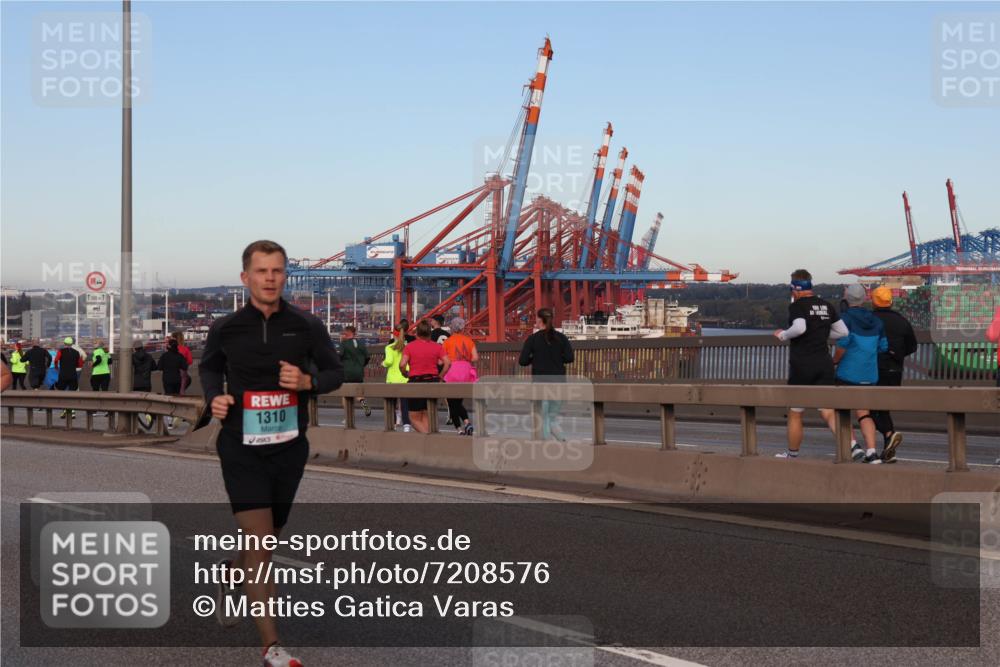 03.10.2024 - Köhlbrandbrückenlauf Matties Gatica Varas http://msf.ph/oto/7208576 03.10.2024 09:34:31 Position 2 500, 1, 1310 meine-sportfotos.de