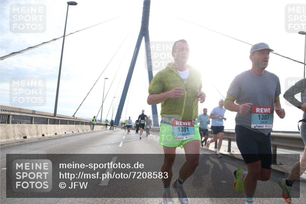 03.10.2024 - Köhlbrandbrückenlauf Jannik Wohlers http://msf.ph/oto/7208583 03.10.2024 09:20:40 Position 1 1391, 1307 meine-sportfotos.de